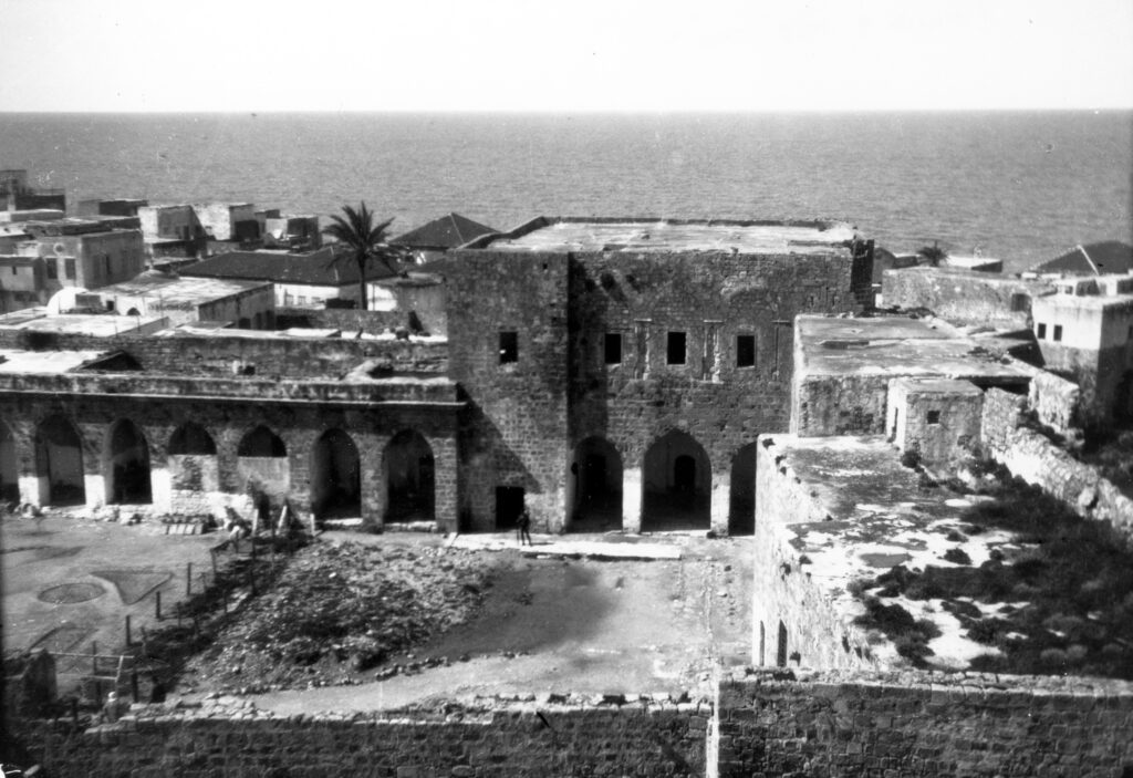 View of the citadel courtyard in ‘Akká, 1920s